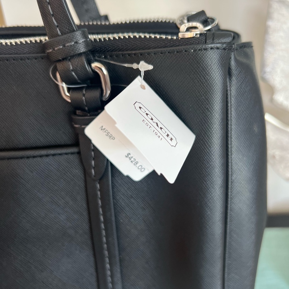 Coach Peyton Leather Jordan Double Zip Carryall Shoulder Bag Black NWT - Picture 4 of 10